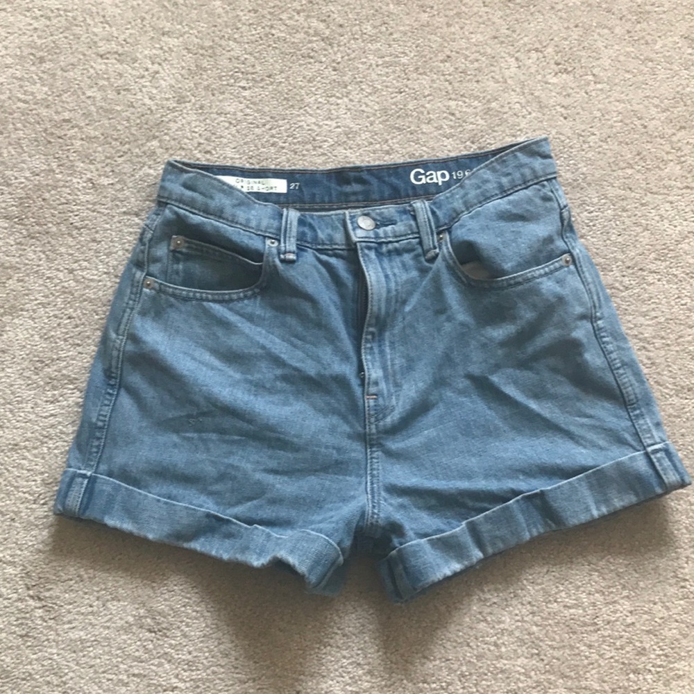 Gap High Rise Cuffed Shorts